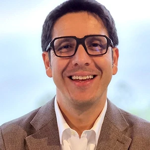 CAMILO HIROSHI EMURA ALVAREZ