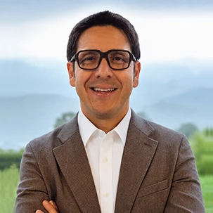 CAMILO HIROSHI EMURA ALVAREZ